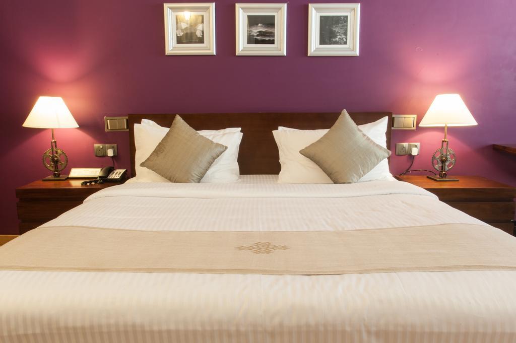 Colombo Court Hotel & Spa Ngoại thất bức ảnh