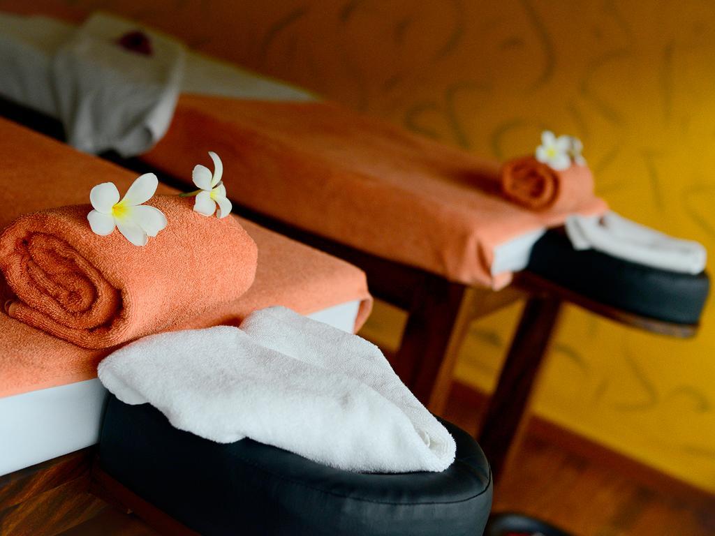 Colombo Court Hotel & Spa Ngoại thất bức ảnh